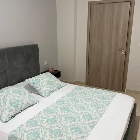 Holiday home Elsa House Sarande